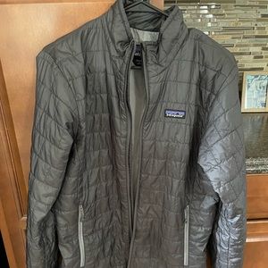 Mens size small Patagonia jacket grey puffer lightweight